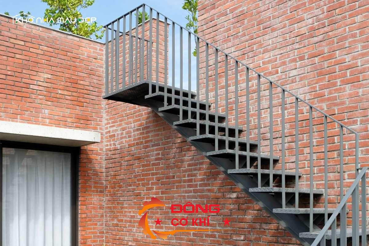 Thiết Kế Cầu Thang Ngoài Trời
