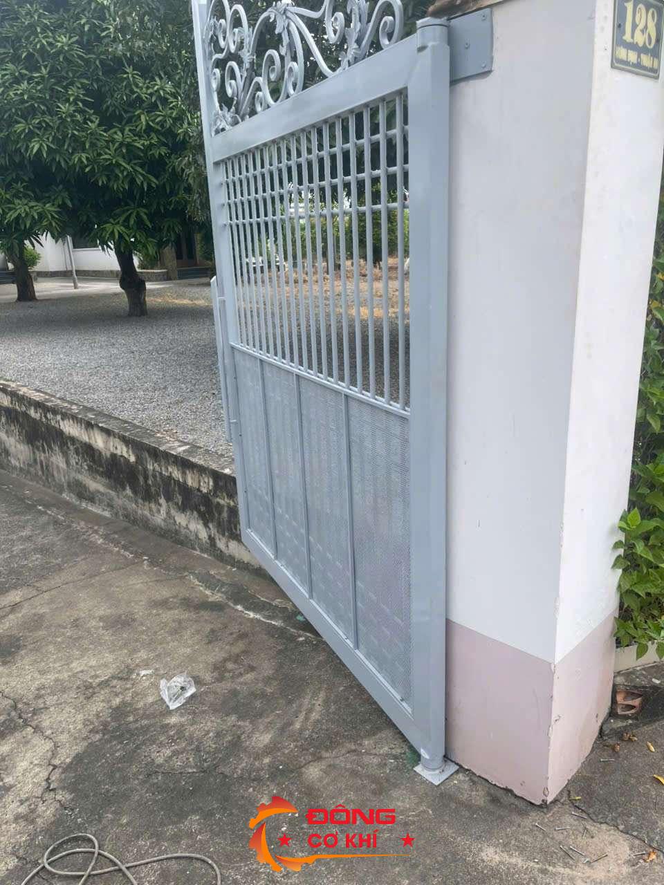 Báo giá làm cửa sắt Quận 9 (2025)