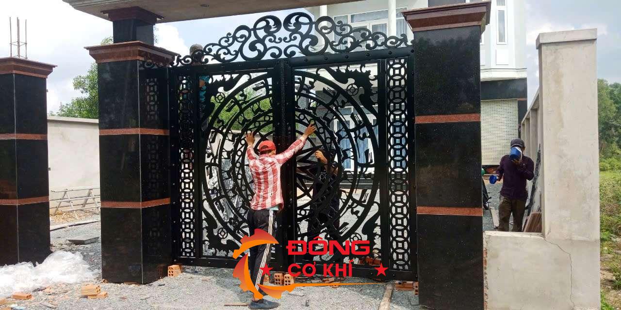 Làm Cửa Sắt Quận 12