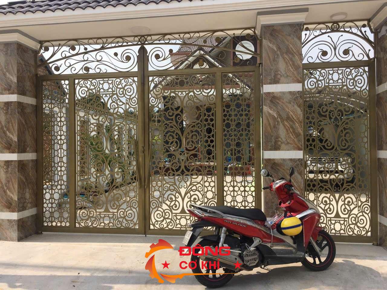 chọn cửa sắt 4 cánh chịu tải cao